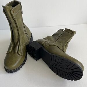 NWOB Beautiful Green Soft Women Ankle Boots Size 39